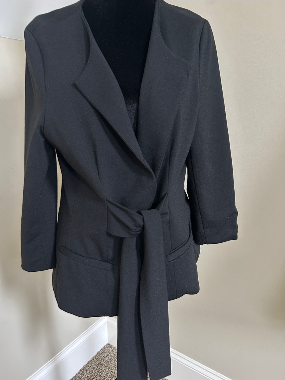 Luii Black Tie-Waist Blazer Jacket